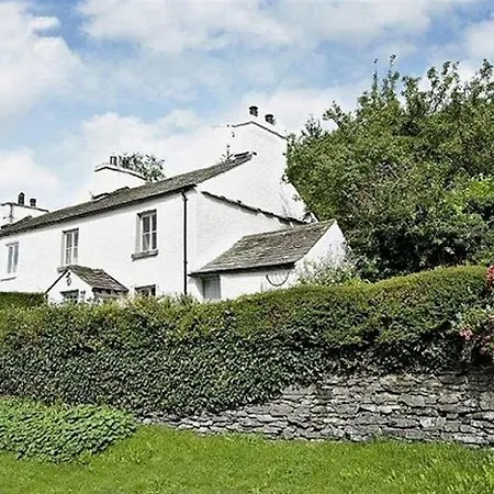 Сasa de vacaciones Cloverdale Cottage, *